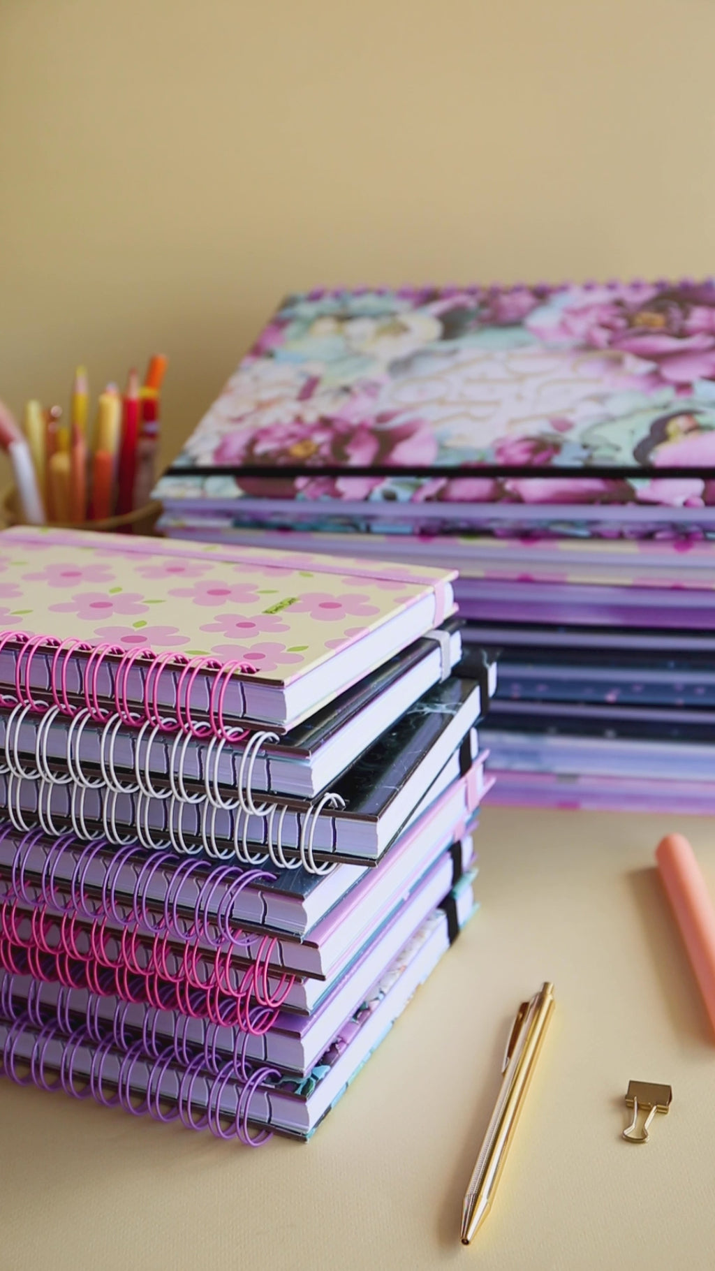 Cuaderno Full MAS EXTRAS